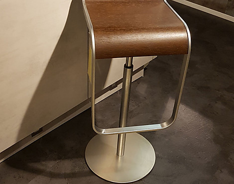 höhenverstellbarer Barhocker mit Holzschale - LEM