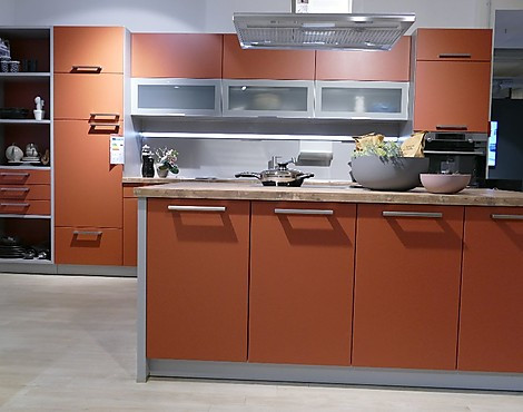 Moderne Farbkombi Terracottarot und Steingrau - Contur B.I.E. 55.100