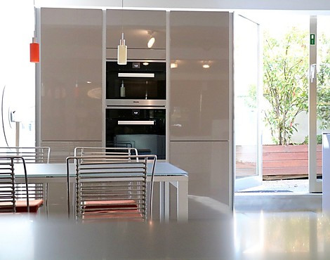 Hightech Musterküche Lack hochglänzend modern - SieMatic S1