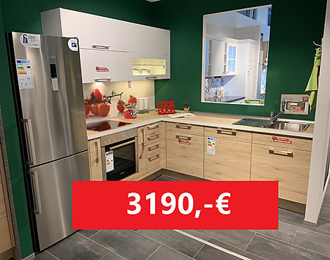 ⭐ Musterküche zum super Sonderpreis abzugeben - Bosch ; Front: Riva, Eiche San Remo Nachbildung, 893 - Koje 8