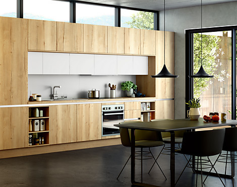 Komfortable Grifflose Küchenzeile in warmer Holzoptik - Cremona Linea