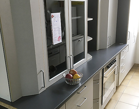 Küchenzeile/ Front Sandfarben /gebrauchte Küche - Küchenzeile/ Front Sandfarben /gebrauchte Küche