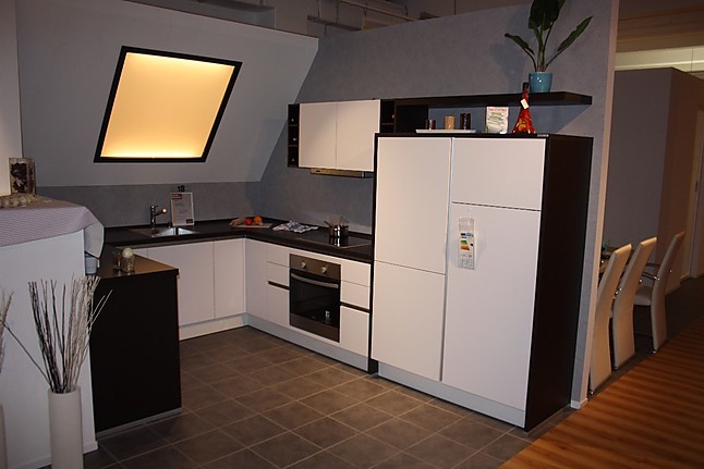 kleine kuche u form dachgeschoss ~ ihr traumhaus ideen Kochinsel Dachgeschoss ~ kleine kuche u form dachgeschoss ~ ihr traumhaus ideen