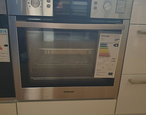 Samsung Backofen mit TwinCooking Funktion - BQ1VD6T234