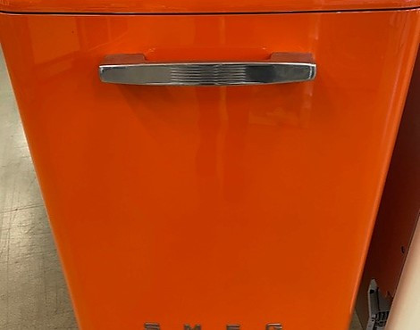 Stand-Geschirrspülmaschine in Orange vom Kult Hersteller SMEG - BLV2O-2
