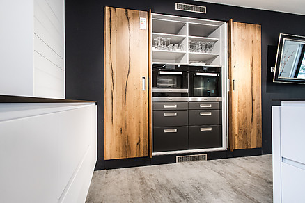 Einbaugeräte versteckt im Küchenschrank