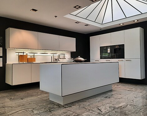 Designerküche in Kristallweiß - Pia
