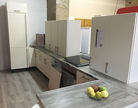 Kreis-Norm-Küche in Magnolie /Front MDF/Gebraucht - Kreis-Norm-Küche