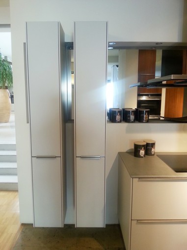 Siematic musterküche erneut reduziert: mattlack sterlinggrau ...