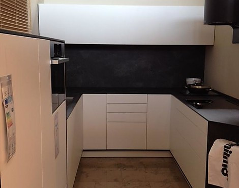 Luxus Grifflose Design Küche in U-Form - RIVA ICY White MATT Design Art