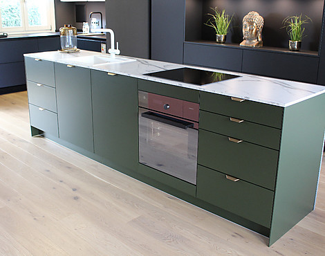Designzeile in Mattlack Grün ohne GERÄTE - Gremess
