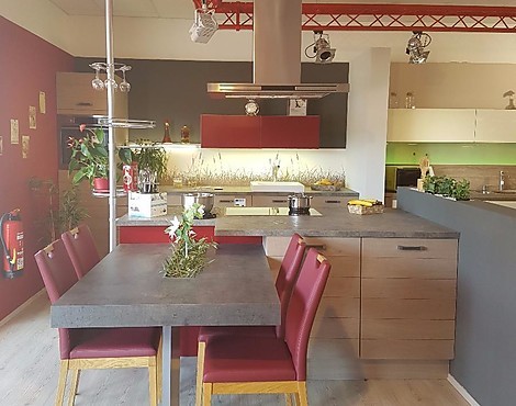 Moderne Massivholz Front in Brettoptik Küche, - Programm 6650 Lüttich