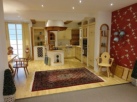 mediterraner Landhaus Schreinerküche