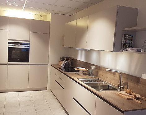 Moderne grifflose Planung Lackfront samtmatt Farbe sandgrau - Siena
