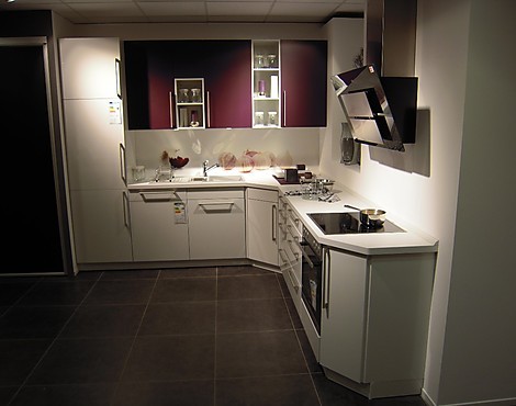 Moderne Hochglanz Küche - SPL 51.170
