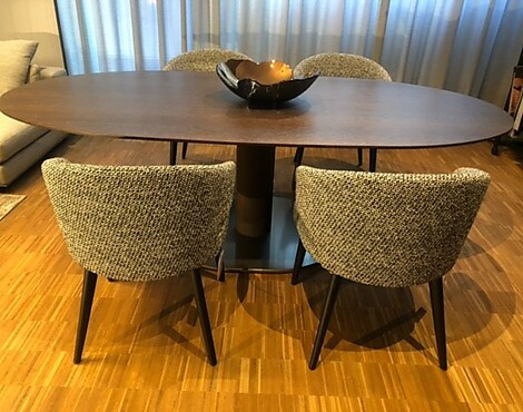 Leipzig_ Essgruppe / Tisch, Sucupira Furnier mit 4 Stühlen - Bellagio und Aston Dining Chair