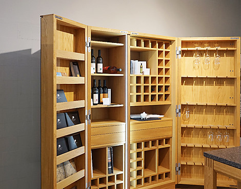 Weinschrank, massive Eiche geölt - Cambusa