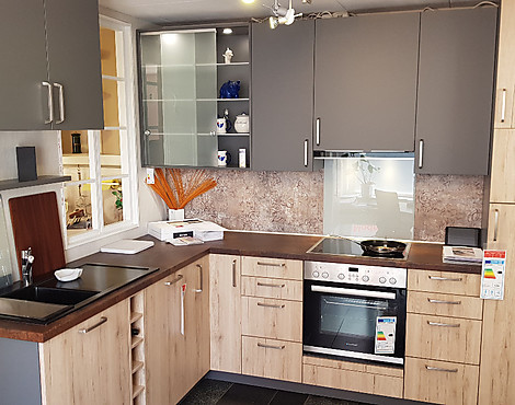 Moderne L-Küche in Holzdesign - AV1095 Eiche sand + AV2035 Lavagrau mattlack