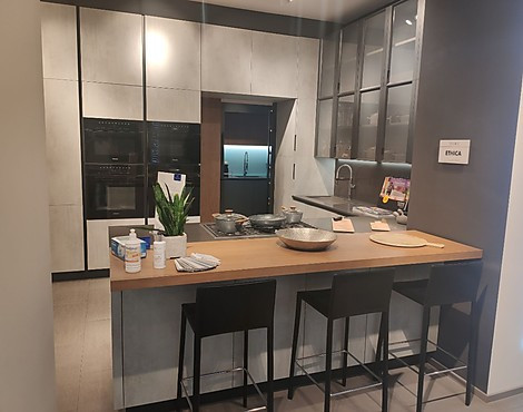 Veneta Cucine "Ethica" ital. Designer Küche helle Holz/Beton Optik - Veneta Cucine "Ethica" ital. Designer Küche helle Holz/Beton Optik