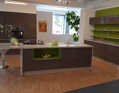 Luxuriöse Austellungsküche lackierte Front - Lux