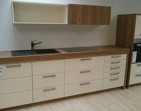 Mattlackoberfläche moderne Blockoptik - Koffertür Front Porto magnolie seidenmatt