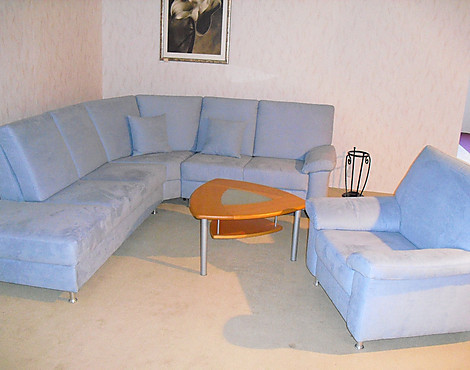 Hellblaues Ecksofa mit Sessel - F+M Munzer Advance Line