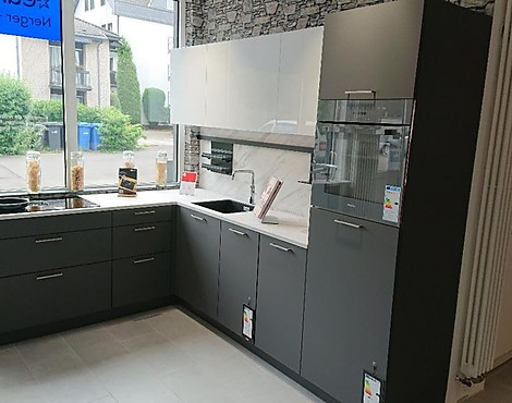 Systemat 10 AV2130 graphit Mattlack SLD Box Titan Schubkastensystem mit Miele und Bora Geräten - Systemat 10 AV2130 graphit Mattlack + AV2135 kristallweiß Hochglanz
