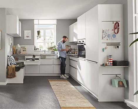 Famillien U-Küche mit einen modernen Look - Pura