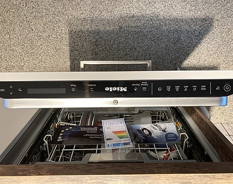 Vollintegrierter Geschirrspüler mit automatischer Dosierung dank AutoDos mit integrierter PowerDisk - G7560SCVi Auto Dos