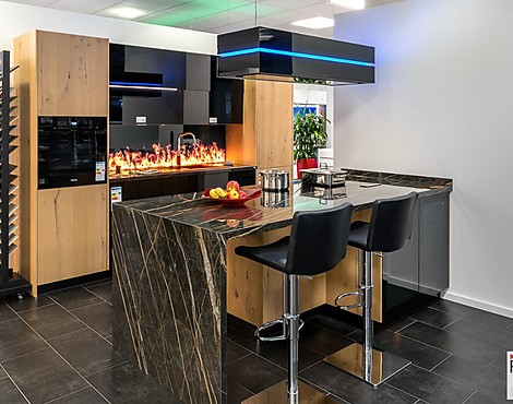 Hochwert Häcker Systemat - AV 5084 Alteiche Furnier mit AV5090 Designglas schwarz