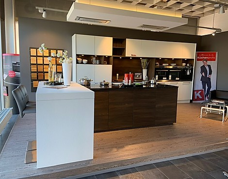 Koje 1 - Artwood Nussbaum Kuba A19, Softlack weiß softmatt 76W