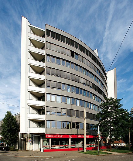 Moderne Küchenwelten erleben Sie bei Küchen at Home in Freiburg