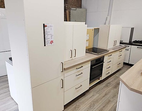 Tolle große Nobilia-Küche /Front Magnolie Matt/gebraucht - 615 LASER