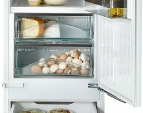 Miele Kühlschrank zum Sonderpreis - K 9759 iDF-4