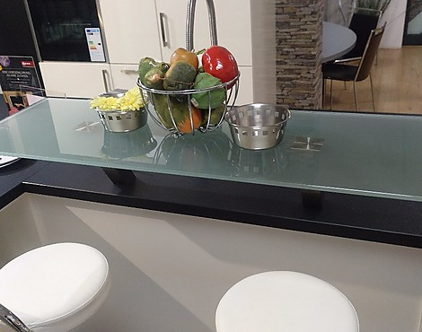 Glastheke 120cm breit mit 2 Edelstahlstützen eckig - satinierte (Milchglas) Glastheke 120cm breit mit 2 Edelstahlstützen eckig