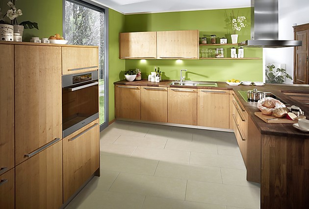 Oster kuechen naturholz kueche in l form aus hellem holz 428a.jpg