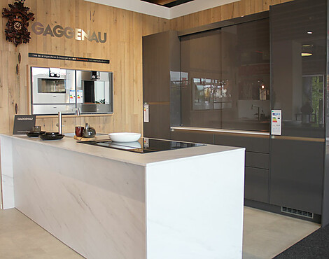 trifft Smart-Glas - Marmor