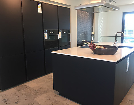 SieMatic SLC-F Schwarz Struktur - Sehr elegante hochwertige SieMatic in schwarzer Optik