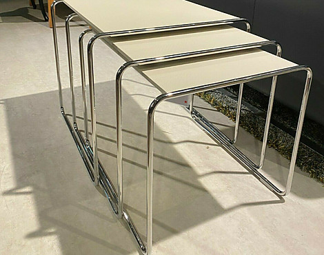 Beistelltisch / 3-Satztisch Sikkens creme lack., chrom Hochglanz - WK 865