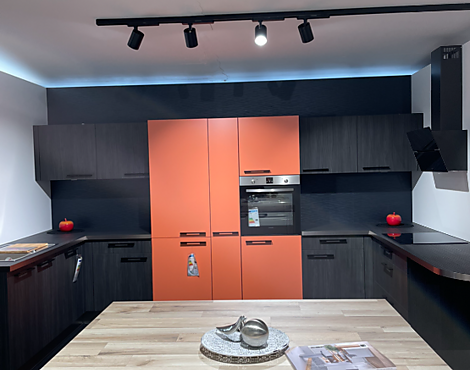 Burger U-Küche in BlackBurned und Orange - Anna