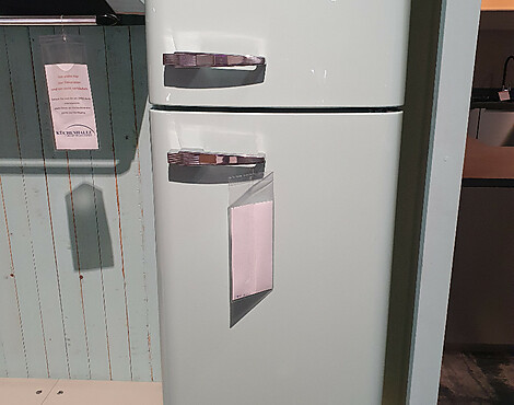 Sehr schöne Smeg Kühl/ Gefrierkombination - FAB30RV1