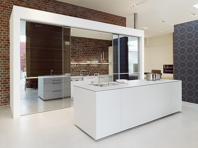 miele küchen musterküche elegante kücheninsel Kücheninsel Mit Kochfeld Und Spüle ~ miele küchen musterküche elegante kücheninsel