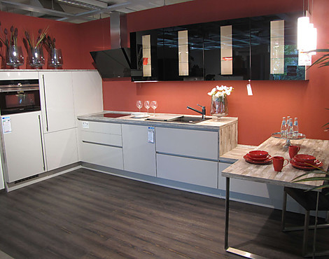 moderne Lack Küche - Nobilia Focus Sand Lack Ultra Hochglanz