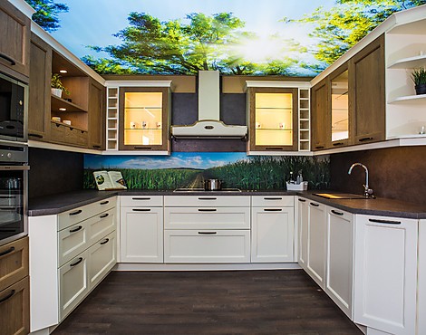 Moderne Landhausküche im Farbmix - Regina Zero - Pastel Smoke Anticato - Magnolia Matt Lack