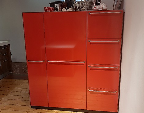 aus dem Programm Artematica - 3x roter Vorrats(t)raum