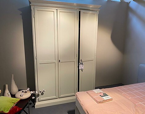 Kleider/Garderoben-Schrank - Abeli