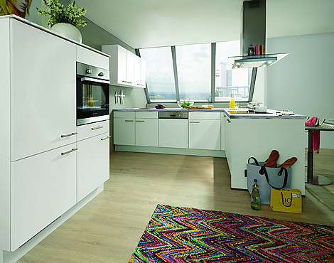 Individuell planbar! - Küche 120 + 310 x 175 cm.