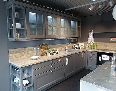 Koje 8 - Nolte "Windsor Lack" Quarzgrau + Bosch E-Geräte - Windsor Lack