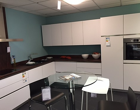 Musterküche polarweiß mattlack - AV 6000