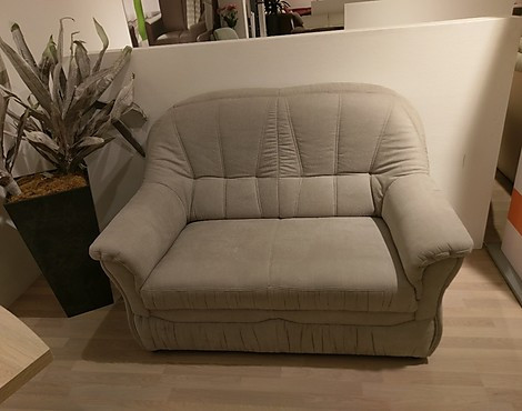 Couch - 1071